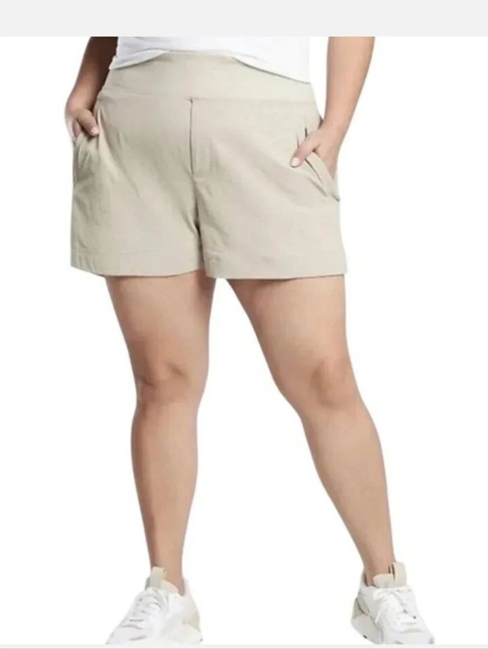Athleta Khaki Tan Trekke North Outdoor Hiking Shorts - Size 22